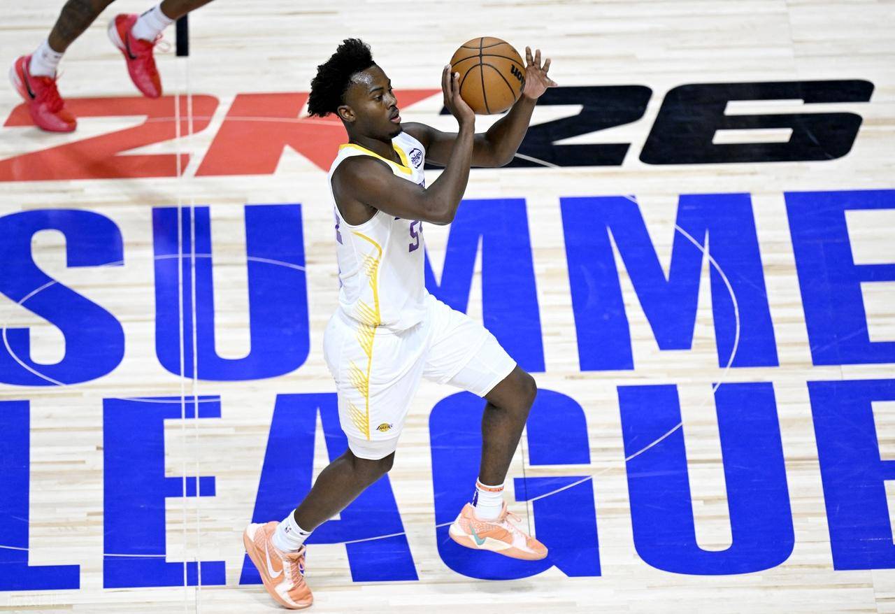 转折点萨克拉门托国王扳平良机，NBA总决赛集结日攻防权衡，媒体盛赞，资深球员宣示担当的简单介绍