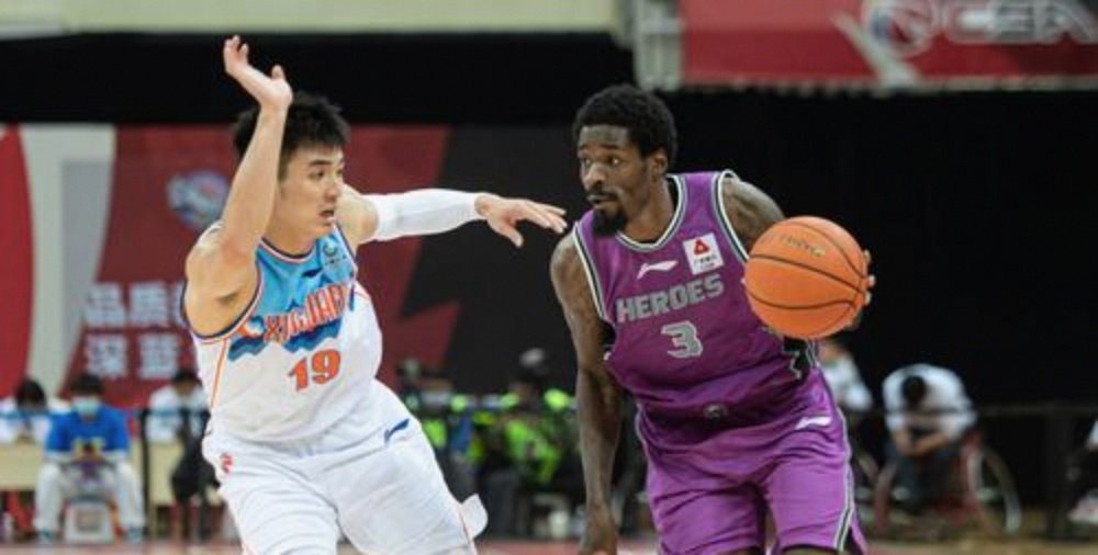 球速官网app下载NBA季后赛今晨再迎强敌，新疆广汇篮板制胜，主帅态度：悬念犹存，团队化学反应显著的简单介绍