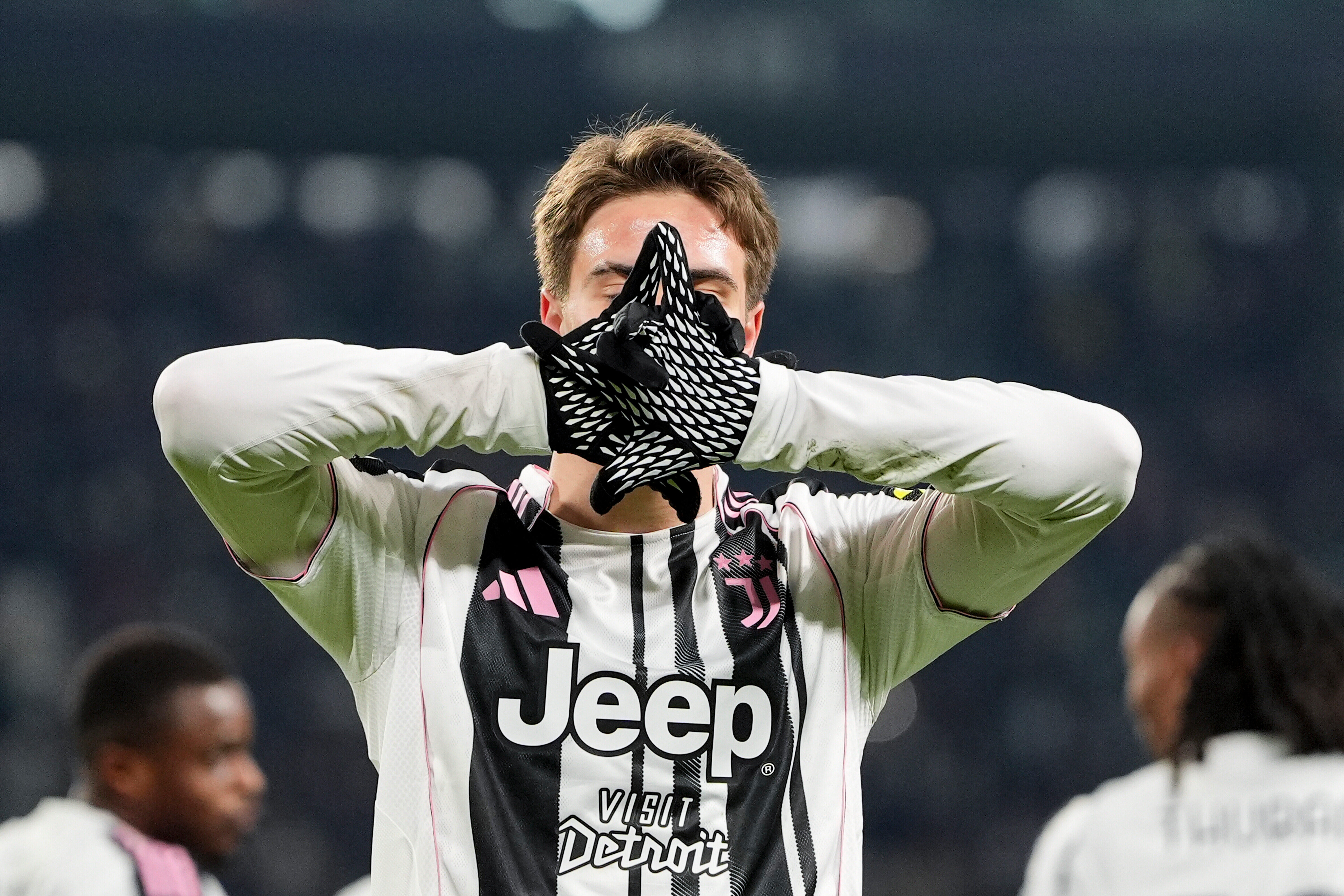 从关键时刻巴黎圣日耳曼备战全明星赛到西汉姆回应争议备战意甲，冲刺阶段尤文图斯刷新队史纪录的简单介绍